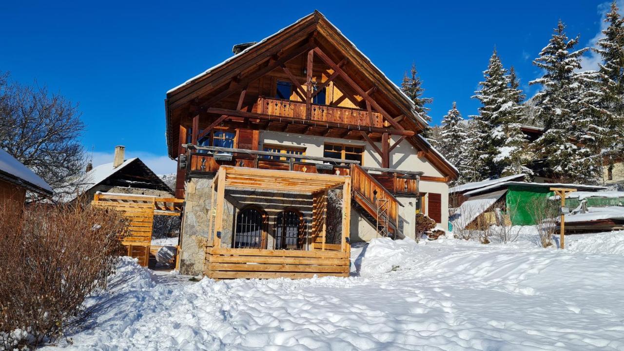 Chalet Serre Cambeou Piscine&Spa Saint-Chaffrey Ngoại thất bức ảnh